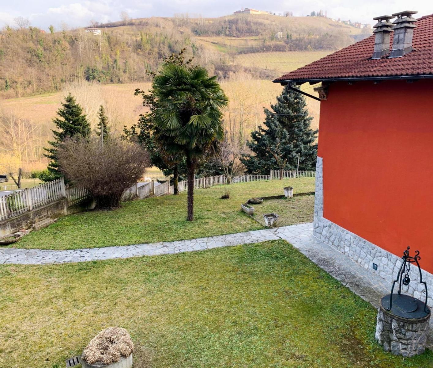 Bricco Nebbiolo Apartment Neviglie Bagian luar foto